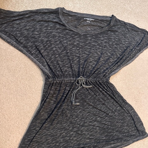 Liz Lange Maternity Gray  Tie Front Tunic - Picture 2 of 5